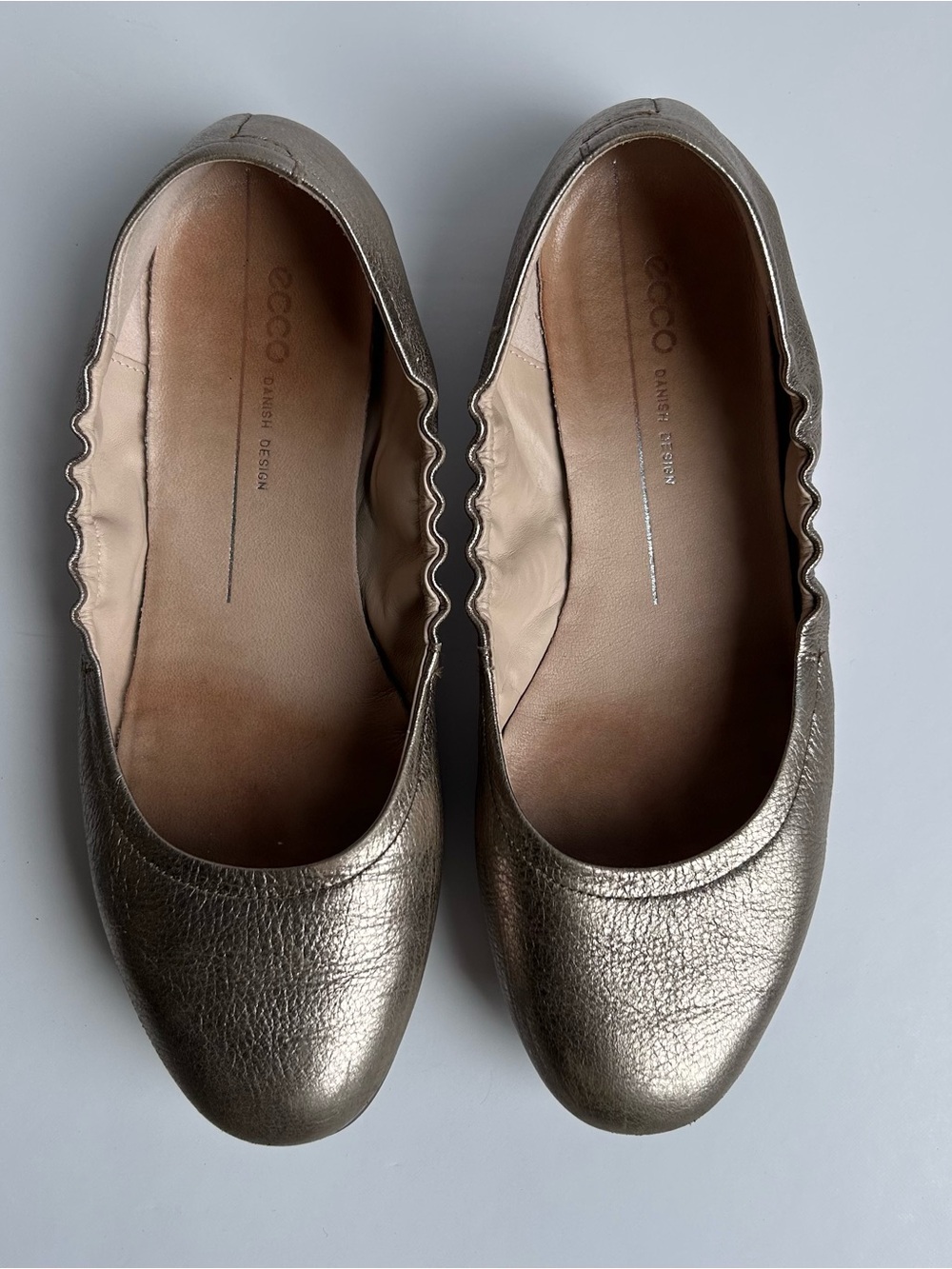Ecco Women's Metallic Pewter Leather Ballet Flats
